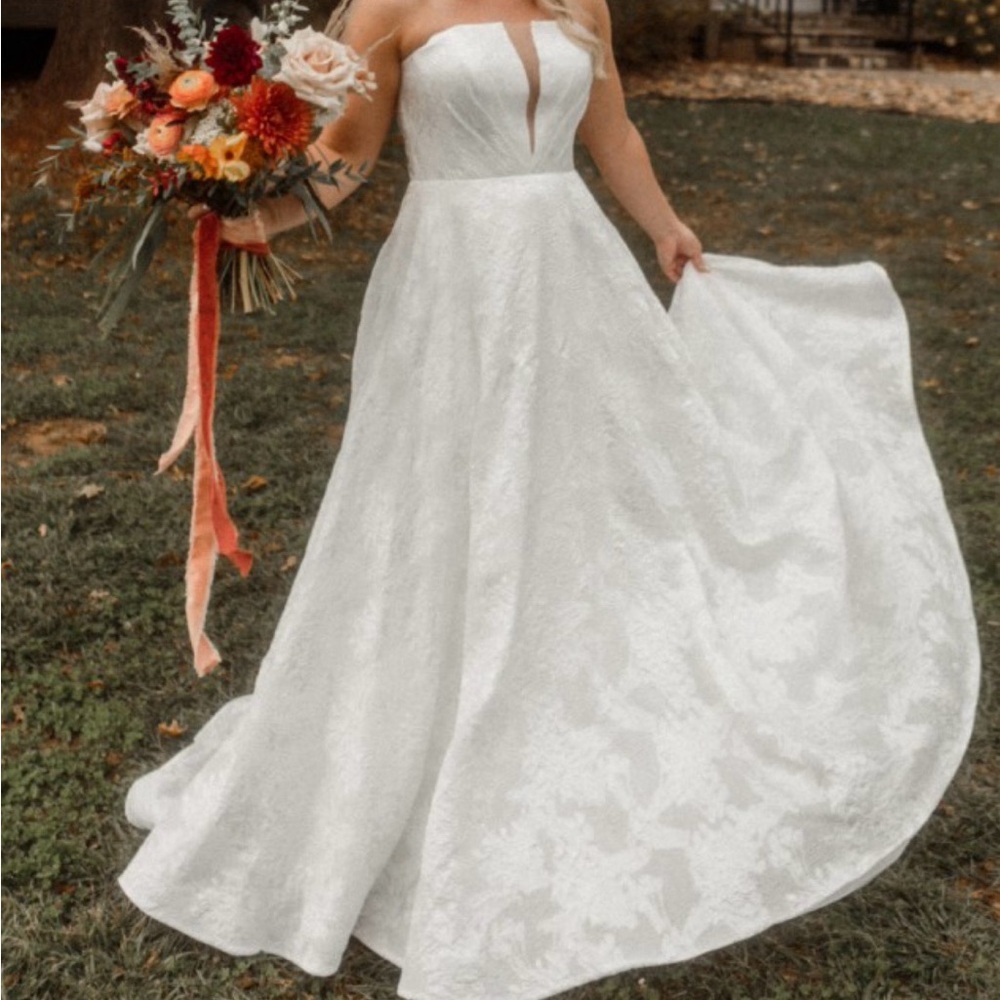 Maggie Sottero Ivory Strapless Gown